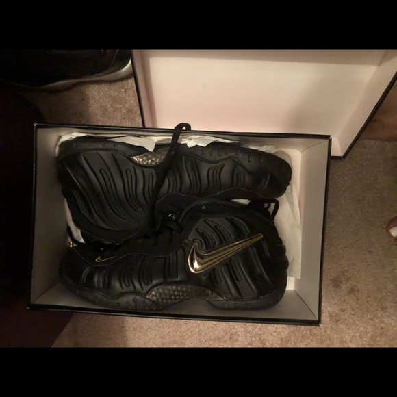 Nike - Picture 1 of 3